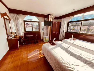 Centre Point Patong – Foto 6